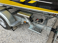 Лестница на заднюю часть прицепа 490.230.000.000-01